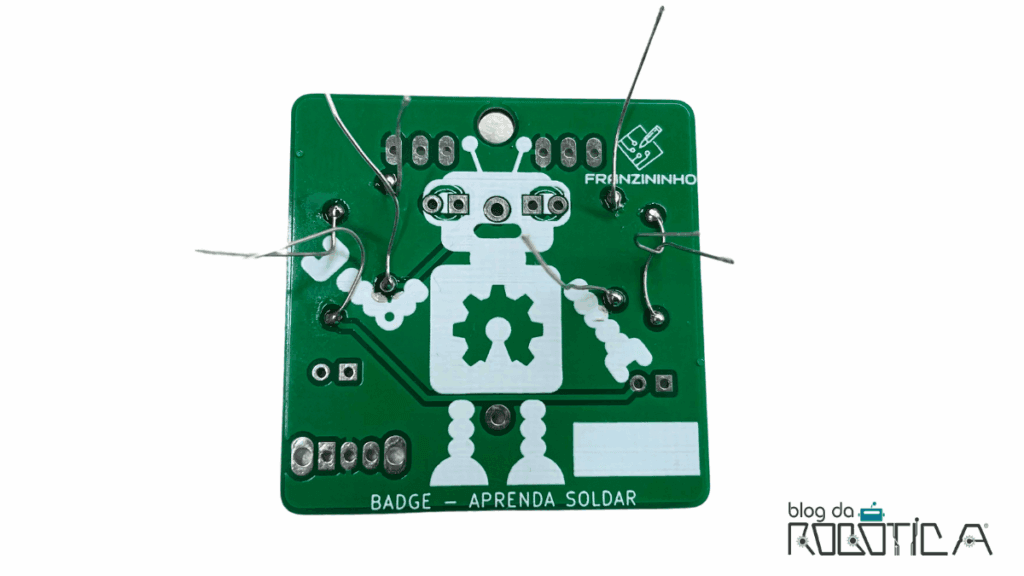 Figura 6 - Faça a solda dos terminais na parte inferior da placa